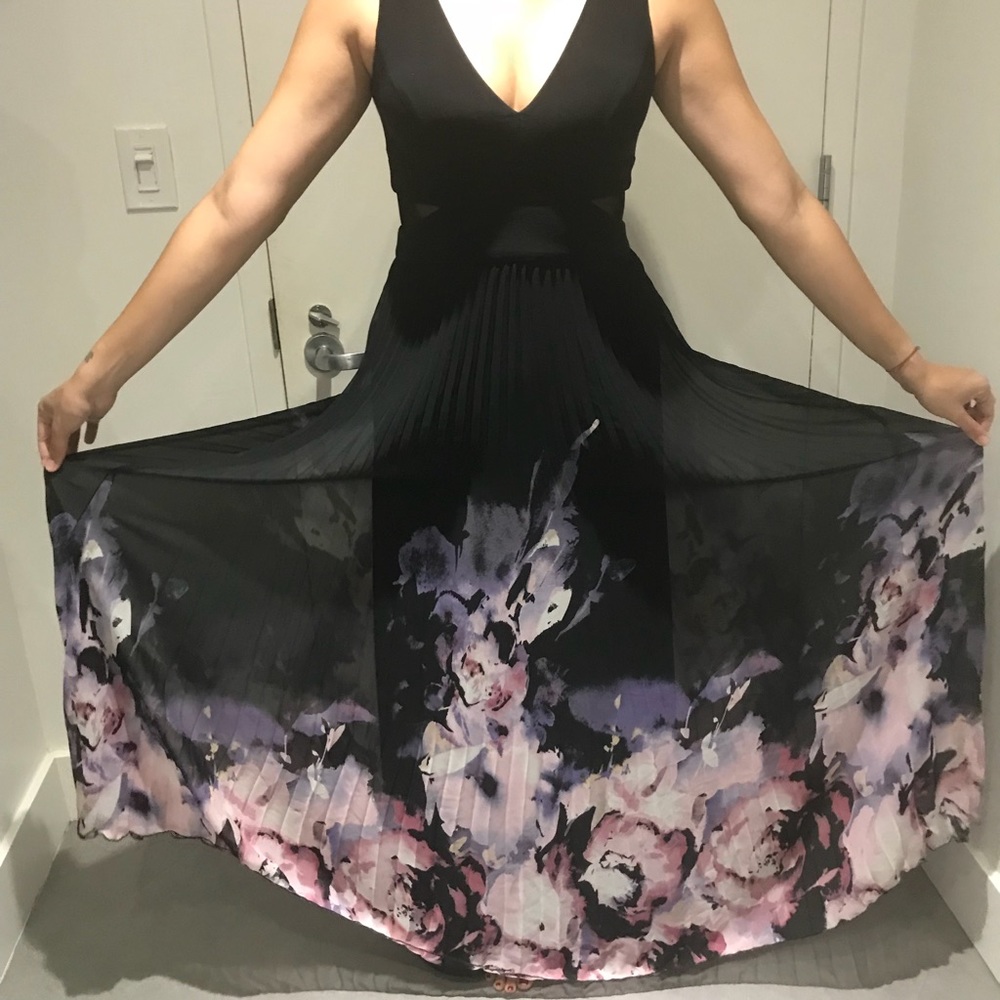 XSCAPE Floral Print Gown